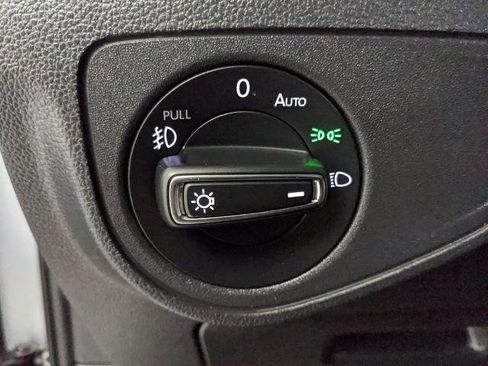 Used 2019 Volkswagen Atlas SEL Premium AWD/4WD image 14