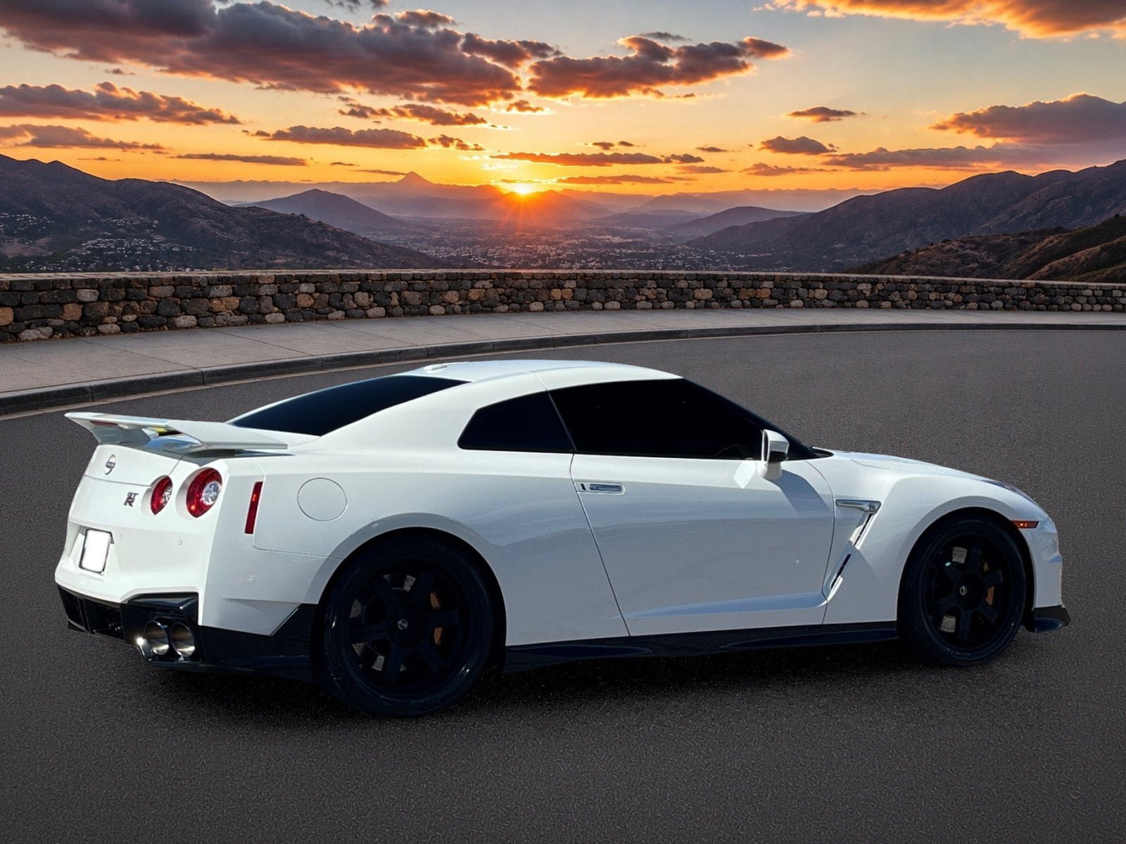 Used 2024 Nissan GT-R Premium w/ Premium Interior Package AWD/4WD image 5