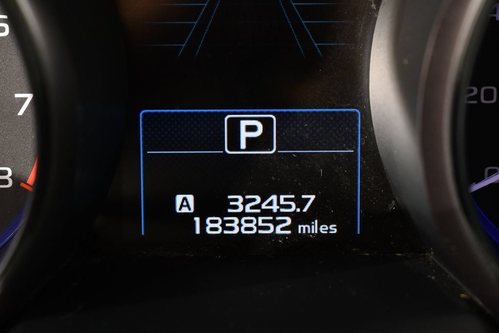 Used 2015 Subaru Legacy 2.5i Limited AWD/4WD image 27