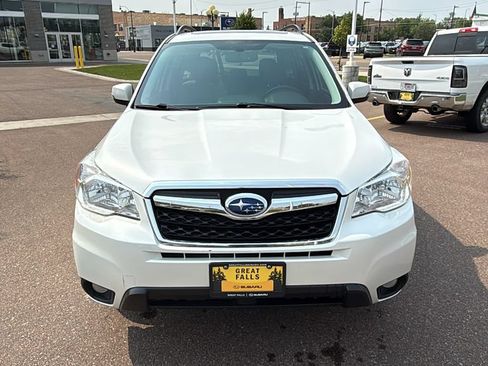 Used 2014 Subaru Forester 2.5i Touring AWD/4WD image 2