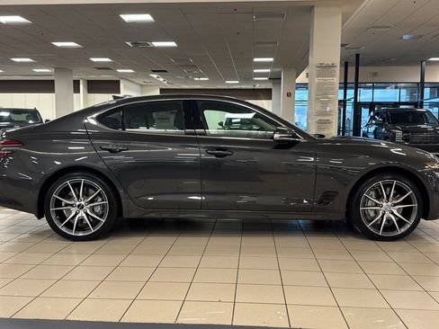 New 2026 Genesis G70 2.5T RWD image 3