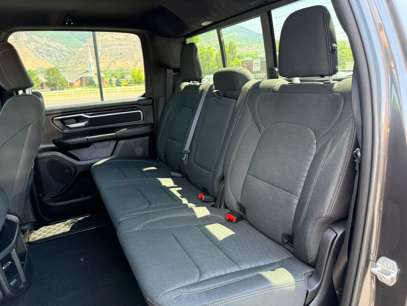 Used 2025 RAM 1500 Big Horn AWD/4WD image 23