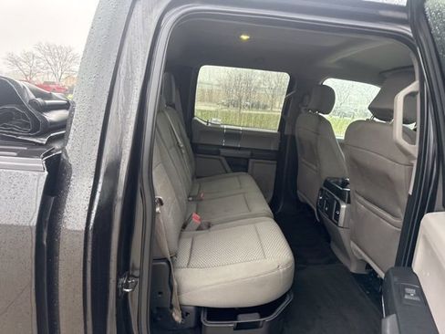 Used 2015 Ford F150 XLT w/ Equipment Group 302A Luxury image 18