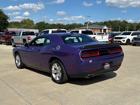 Used 2023 Dodge Challenger SXT RWD image 4