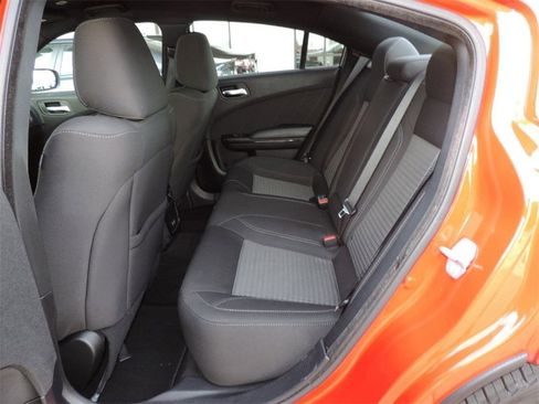 Used 2020 Dodge Charger SXT w/ Blacktop Package image 13