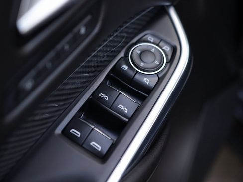 Certified 2024 Cadillac XT4 Sport image 27