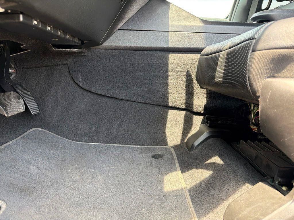 Used 2024 Jeep Wagoneer Series II w/ Flexible Seating Group RWD image 37