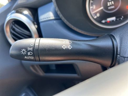 New 2025 Nissan Versa SV w/ Trunk Package image 21