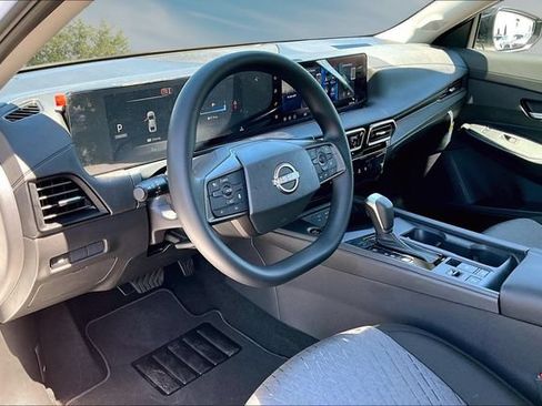 New 2027 Nissan Sentra SV FWD image 7