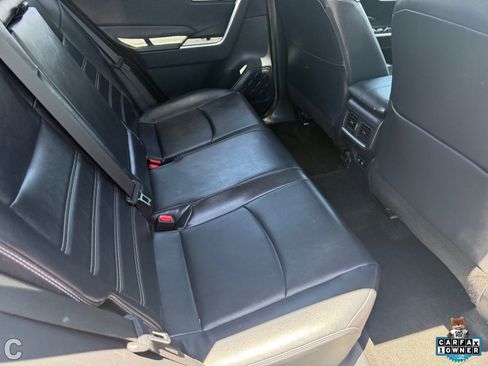 Used 2019 Toyota RAV4 XLE Premium w/ Cold Weather Package AWD/4WD image 12