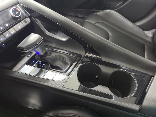 Used 2024 Hyundai Elantra Limited FWD image 31