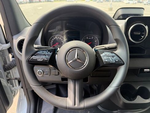 New 2025 Mercedes-Benz Sprinter 2500 image 14