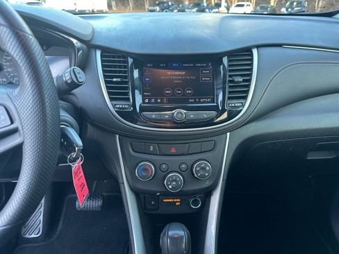 Used 2020 Chevrolet Trax LS w/ Tint and Cruise Package image 25