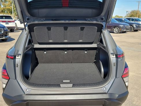 Used 2024 Hyundai Kona SEL image 12