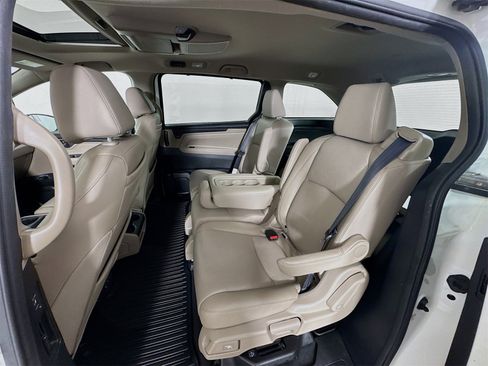 Used 2018 Honda Odyssey EX-L image 22