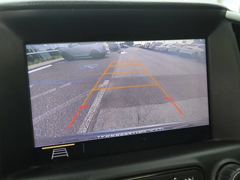Used 2021 GMC Terrain SLT w/ Elevation Edition FWD image 6