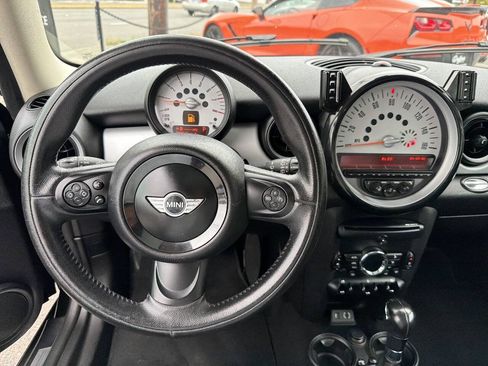 Used 2013 MINI Cooper Clubman FWD image 22