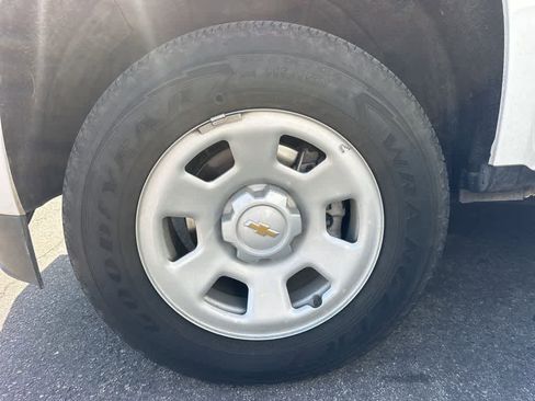 Used 2022 Chevrolet Colorado W/T w/ WT Convenience Package image 4