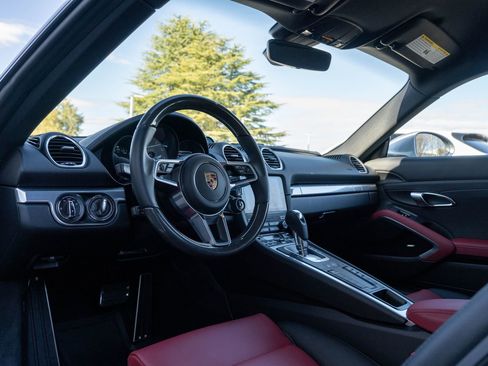 Certified 2025 Porsche 718 Cayman S image 4