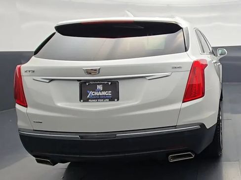Used 2018 Cadillac XT5 Luxury w/ Driver Awareness Package AWD/4WD image 25