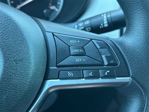 Used 2020 Nissan Versa SV image 25