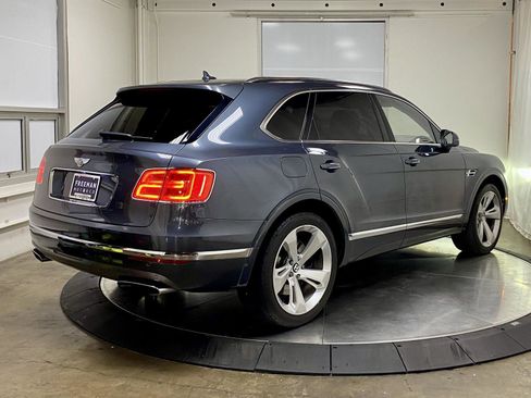 Used 2018 Bentley Bentayga AWD/4WD image 9