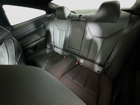 Used 2024 BMW 430i Coupe w/ M Sport Package image 31