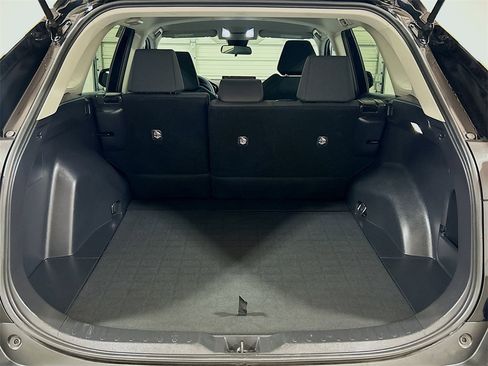 Used 2022 Toyota RAV4 LE image 22