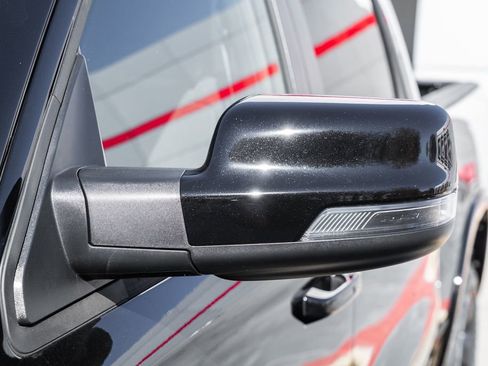 New 2026 RAM 1500 4x4 Crew Cab image 16