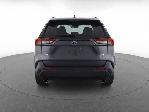 Used 2025 Toyota RAV4 LE image 6