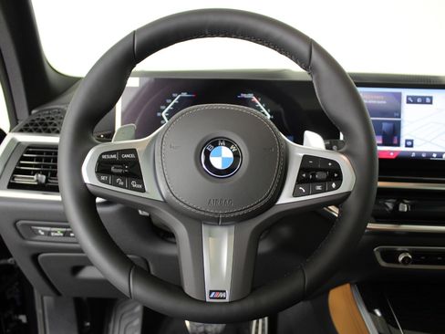 Used 2026 BMW X5 xDrive40i w/ M Sport Package image 15