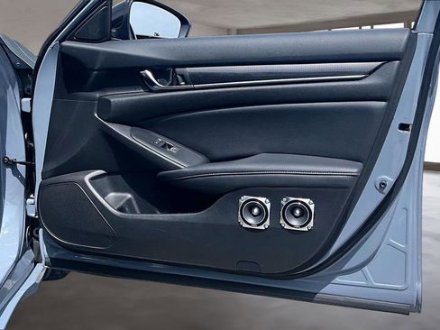 Used 2022 Honda Accord Sport image 27