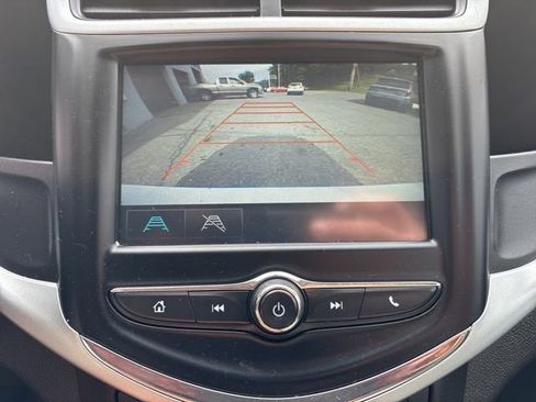 Used 2017 Chevrolet Sonic LT FWD image 18