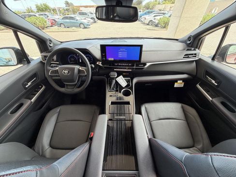 New 2026 Toyota Sienna XSE FWD image 23
