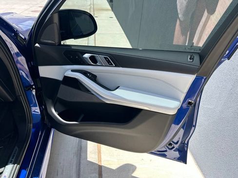 Used 2025 BMW X5 M60i w/ Executive Package AWD/4WD image 16