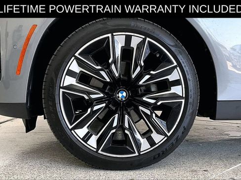 Used 2025 BMW X3 xDrive30i w/ Premium Package AWD/4WD image 12