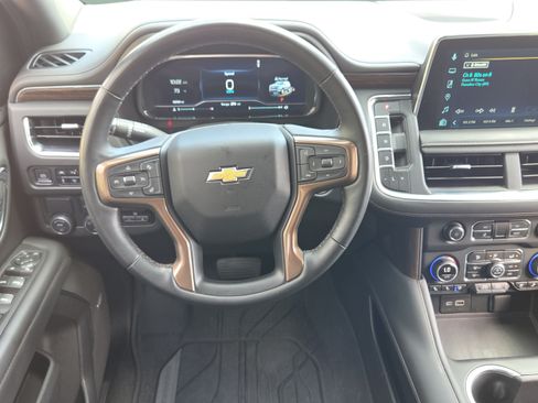 Used 2023 Chevrolet Tahoe High Country RWD image 11