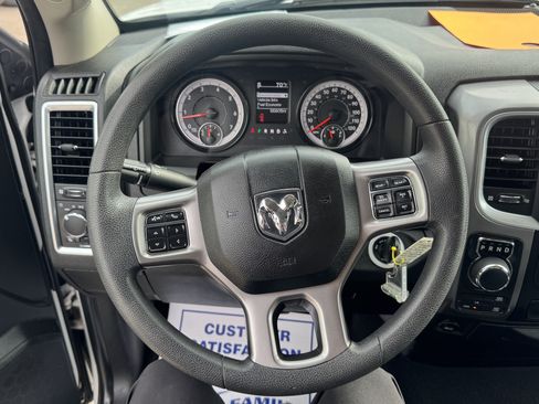 Used 2024 RAM 1500 Classic SLT AWD/4WD image 9