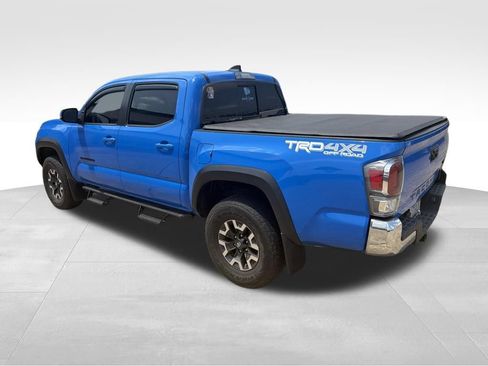 Used 2021 Toyota Tacoma TRD Off-Road AWD/4WD image 7
