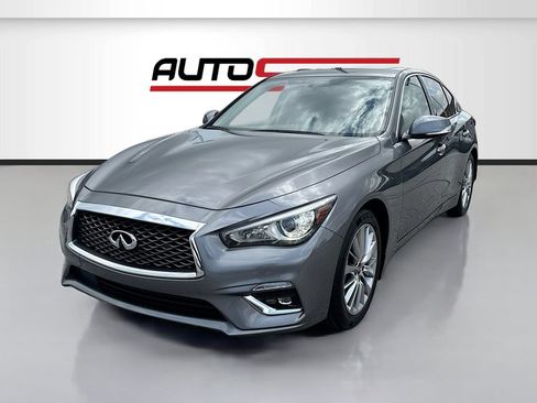 Used 2023 INFINITI Q50 Luxe w/ Cargo Package RWD image 3