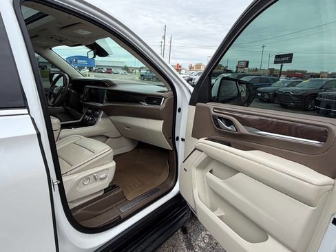 Used 2022 GMC Yukon Denali AWD/4WD image 63