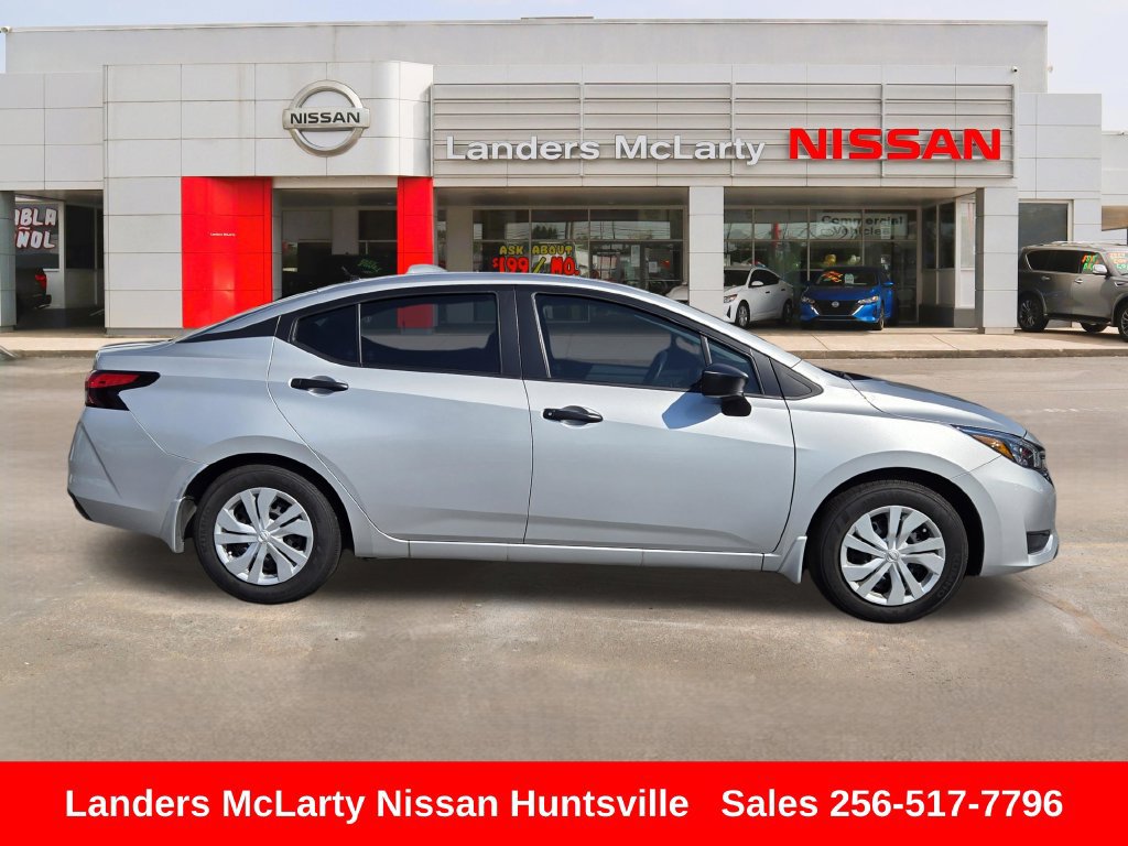 Used 2025 Nissan Versa S w/ Trunk Package FWD image 2