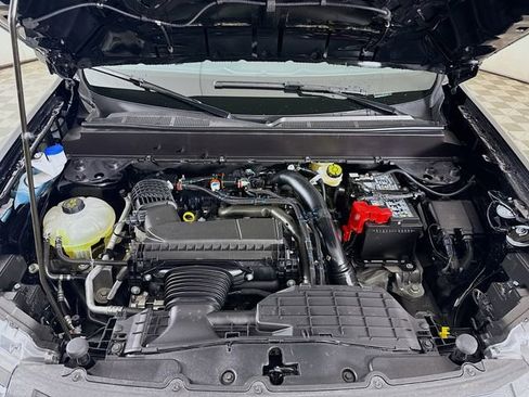 Used 2025 Ford Maverick Tremor AWD/4WD image 30