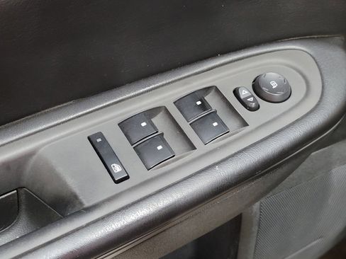 Used 2016 GMC Acadia SLT image 27