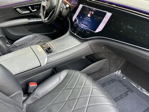Used 2023 Mercedes-Benz EQS 580 4MATIC Sedan image 33