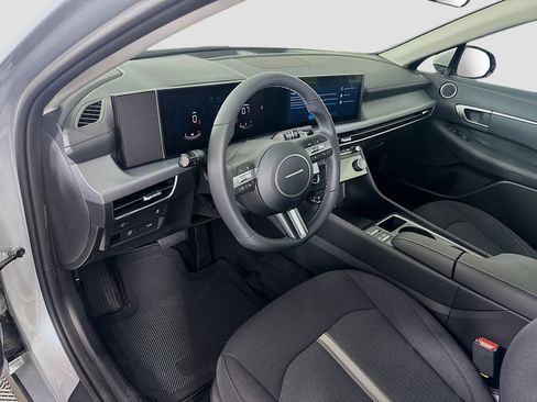 New 2026 Hyundai Sonata SEL FWD image 9