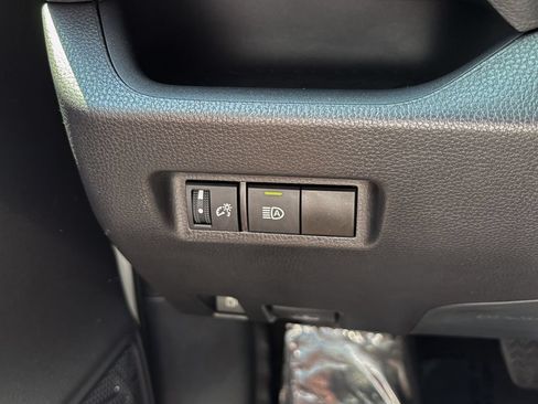 Used 2025 Toyota RAV4 LE AWD/4WD image 24