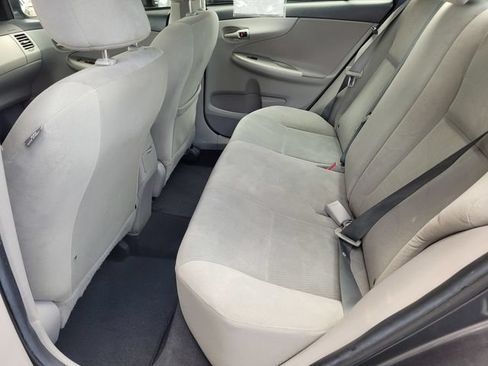 Used 2012 Toyota Corolla LE FWD image 17