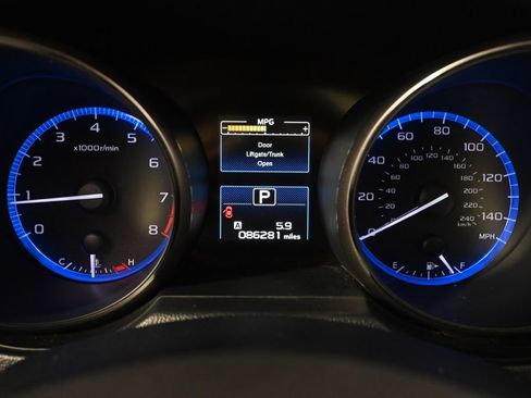 Used 2015 Subaru Legacy 2.5i Limited AWD/4WD image 25
