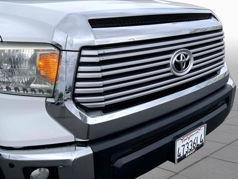 Used 2014 Toyota Tundra Limited w/ Limited Premium Package AWD/4WD image 29